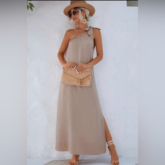 ONE SHOULDER RIBBON MAXI DRESS - Picture 1 of 4